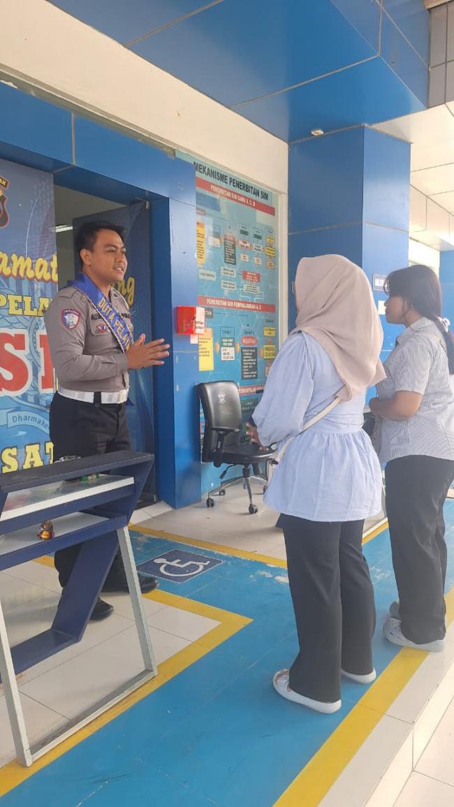 Polantas Menyapa, SATPAS 1435 Polres Grobogan Hadirkan Pelayanan Prima untuk Masyarakat